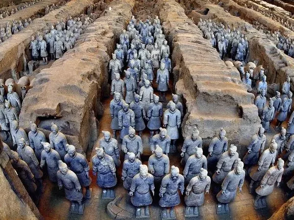 Emperor Qinshihuang's Mausoleum Site Museum: Unveiling the Ancient Legacy of China's First Emperor
