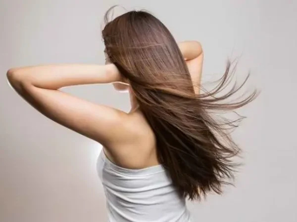 How to Make Hair Naturally Straight Without a Flat Iron