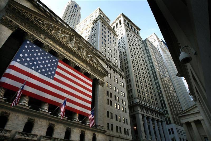 &copy; Reuters.  U.S. stocks lower at close of trade; Dow Jones Industrial Average down 0.07%